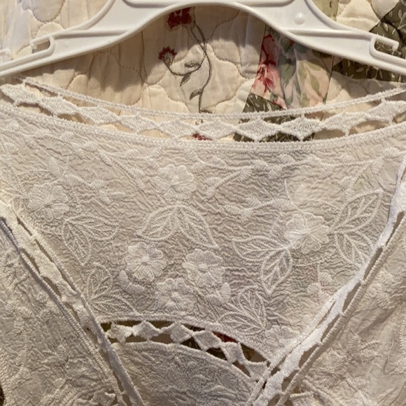 Kimono cover lace and cut work. Cotton no tags - Picture 2 of 4